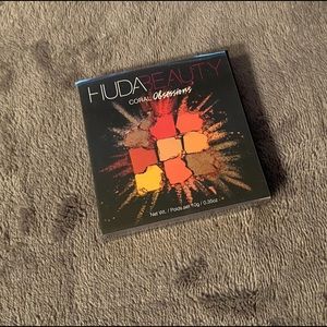 Huda Beauty Coral obsessions, like new